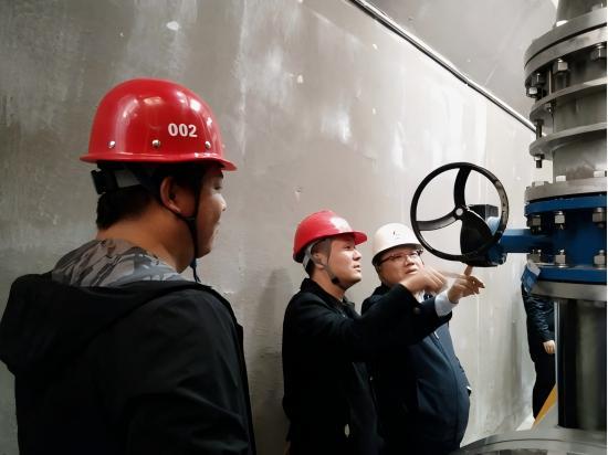 筑路架橋十余載，我們與改革共成長