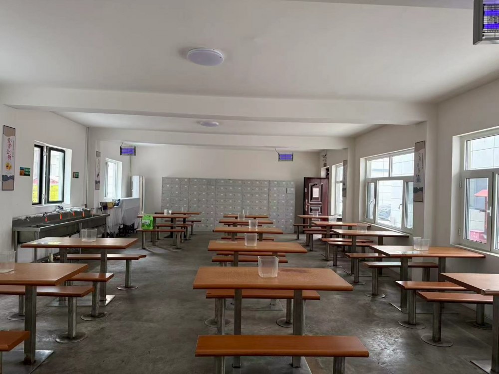 陜煤建設煤礦運營服務分公司:暖心辦實事 情暖職工冬