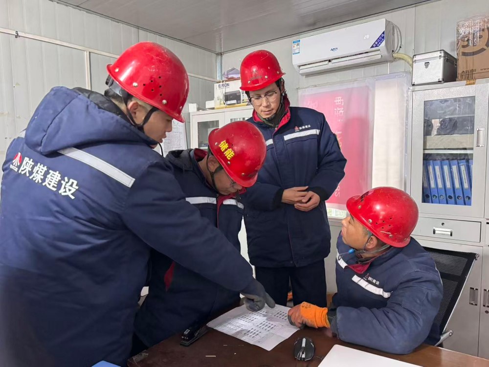 陜煤建設(shè)機電安裝公司新能源項目部：筑牢安全壓艙石 護航項目穩(wěn)收官?